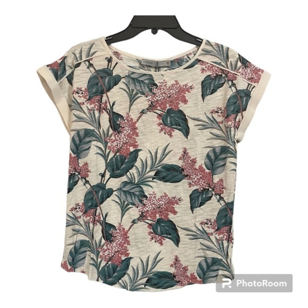 Last Chance 🚨 ASOS Oasis floral t-shirt